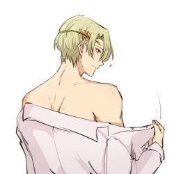  1boy alfred_(fire_emblem) bare_shoulders blonde_hair closed_mouth fire_emblem fire_emblem_engage green_eyes highres male_focus merylemons musical_note short_hair upper_body 