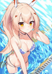  absurdres alternate_costume ayanami_(azur_lane) ayanami_(retrofit)_(azur_lane) azur_lane bikini breasts cleavage female floral_print headgear high_ponytail highres light_brown_hair long_hair looking_at_viewer marimo_daifuku medium_breasts multi-strapped_bikini_bottom orange_eyes partially_submerged ponytail pool side-tie_bikini_bottom smile solo swimsuit white_bikini 