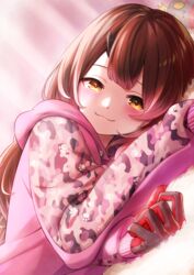  :3 absurdres black_gloves blush brown_eyes brown_hair camouflage closed_mouth commentary_request dutch_angle female gloves highres hololive hood hoodie long_hair long_sleeves looking_at_viewer lying nemoto_yuuma official_alternate_costume on_bed on_side pink_hoodie pov_across_bed pov_adoring roboco-san roboco-san_(hoodie) solo upper_body virtual_youtuber 