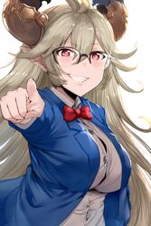  absurdres ahoge blazer blonde_hair blue_jacket blush bow bowtie breasts buttons cosplay draph ears_visible_through_hair edogawa_conan edogawa_conan_(cosplay) female glasses granblue_fantasy hair_between_eyes hews highres horns jacket large_breasts long_hair looking_at_viewer meitantei_conan paid_reward patreon_reward pointing pointing_at_viewer pointy_ears red_bow red_bowtie red_eyes smile solo takayama_minami threo_(granblue_fantasy) voice_actor_connection white_background 