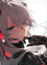  aether_gazer blue_eyes breasts commentary english_commentary female grey_hair hair_between_eyes heterochromia highres kotachi_(aether_gazer) large_breasts long_hair looking_at_viewer looking_back monosucre parted_lips red_eyes solo teeth 