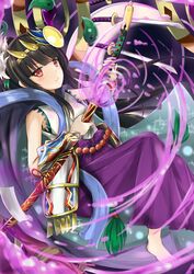  androgynous bad_id bad_pixiv_id bare_shoulders barefoot black_hair gender_request hairband hakama hakama_skirt highres japanese_clothes katana konka long_hair looking_at_viewer photoshop_(medium) purple_hakama puzzle_&amp;_dragons red_eyes skirt solo sword weapon yomi_(p&amp;d) 