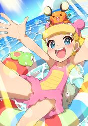  :d absurdres arms_up bare_arms blonde_hair blue_eyes blush bonnie_(pokemon) cloud commentary_request cosplay day dedenne eyelashes female flat_chest highres innertube knees light_rays looking_at_viewer on_head one-piece_swimsuit open_mouth outdoors pink_one-piece_swimsuit pokemon pokemon_(anime) pokemon_(creature) pokemon_on_head pokemon_xy_(anime) short_hair sky slowbro slowbro_(cosplay) smile spread_fingers swim_ring swimsuit taisa_(lovemokunae) teeth tongue water zygarde zygarde_core 