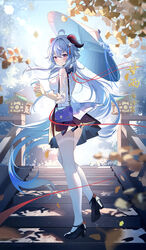  ahoge alternate_costume alternate_hair_length alternate_hairstyle black_bow black_footwear black_skirt blue_bag blue_hair blurry blurry_background blurry_foreground blush bow breasts closed_mouth cup day disposable_cup female from_behind full_body ganyu_(genshin_impact) ganyu_(heytea)_(genshin_impact) genshin_impact ginkgo_leaf goat_horns hair_between_eyes hair_ornament hairclip highres holding holding_cup horns leaf lens_flare long_hair looking_at_viewer looking_back low_ponytail medium_breasts miaogujun miniskirt nail_polish oil-paper_umbrella outdoors pleated_skirt purple_eyes red_nails skirt solo stairs standing thighhighs umbrella very_long_hair watch white_thighhighs wristwatch zettai_ryouiki 