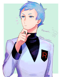  1boy archer_(pokemon) blue_eyes blue_hair blush border closed_mouth commentary_request delta_nonbiri green_background hand_up highres jacket logo long_sleeves male_focus notice_lines outside_border pokemon pokemon_hgss short_hair solo team_rocket team_rocket_uniform upper_body white_border white_jacket 