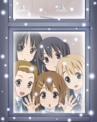  5girls akiyama_mio bad_id bad_pixiv_id black_eyes black_hair blazer blonde_hair blue_eyes blush brown_eyes brown_hair from_outside hair_ornament hairband hairclip hand_on_window hirasawa_yui hitoguchi_(hioxhio) jacket k-on! kotobuki_tsumugi long_hair looking_outside multiple_girls nakano_azusa sakuragaoka_high_school_uniform school_uniform short_hair snow tainaka_ritsu twintails window 