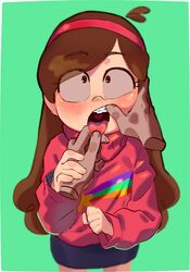  bad_id bad_twitter_id blush braces brown_eyes brown_hair chi-iz commentary disembodied_hand eyelashes female finger_in_another&#039;s_mouth gravity_falls green_background hairband heart heart_in_mouth highres inactive_account long_hair mabel_pines sweater symbol-only_commentary teeth tongue tongue_grab tongue_out upper_teeth_only 