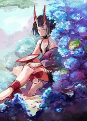  alcohol ankle_ribbon barefoot blue_eyes blunt_bangs commentary_request crossed_legs cup fate/grand_order fate_(series) faux_traditional_media feet female flat_chest flower horns hydrangea japanese_clothes kimono leg_ribbon looking_at_viewer off_shoulder one_eye_closed oni outdoors purple_hair ribbon sakazuki sake short_hair shuten_douji_(fate) sitting skin-covered_horns smile soles solo tooduki_kichi 