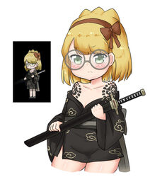  bailingxiao_jiu black_kimono blonde_hair blush bow bow_hairband brown_bow brown_hairband chinese_commentary closed_mouth commentary cropped_legs derivative_work female glasses green_eyes grey-framed_eyewear hairband hairbow holding holding_sheath japanese_clothes katana kimono library_of_ruina obi off_shoulder project_moon reference_inset round_eyewear sash sheath sheathed short_kimono shoulder_tattoo simple_background solo sword tattoo tiphereth_a_(project_moon) weapon white_background 