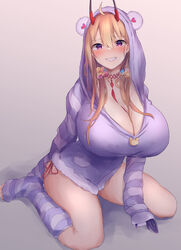  absurdres animal_ears animal_hood azur_lane bad_id bad_twitter_id between_legs blonde_hair breasts female gigantic_breasts grin hand_between_legs highres hood hood_up hoodie horns huge_breasts kneehighs kneeling kumano_(azur_lane) kumano_(pj_poker_party)_(azur_lane) looking_at_viewer official_alternate_costume oni_horns purple_eyes red_horns sharp_teeth side-tie_peek smile socks teeth thick_thighs thighs twintails yuuki_shuri 