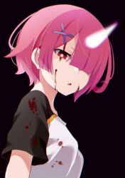  black_background black_sleeves blood blood_on_clothes blood_on_face blunt_bangs borrowed_clothes female from_side hair_ornament hair_over_one_eye highres horns looking_at_viewer open_mouth pink_hair ram_(re:zero) re:zero_kara_hajimeru_isekai_seikatsu red_eyes shirt short_hair short_sleeves simple_background single_horn solo triangle_mouth upper_body white_shirt x_hair_ornament yasehattagi 