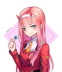  artist_name blue_eyes blush breasts buttons candy commentary darling_in_the_franxx double-breasted english_commentary female food hairband hand_up holding holding_food horns jacket lollipop long_hair long_sleeves looking_at_viewer necktie orange_necktie pink_hair red_jacket sidelocks signature simple_background small_breasts smile solo tsukiaki_teriyaki upper_body white_background white_hairband zero_two_(darling_in_the_franxx) 