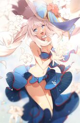  aqua_eyes bad_id bad_twitter_id bikini breasts cleavage fate/grand_order fate_(series) female flower frilled_skirt frills hat hat_ribbon hibiscus highres jewelry marie_antoinette_(fate) marie_antoinette_(swimsuit_caster)_(fate) marie_antoinette_(swimsuit_caster)_(third_ascension)_(fate) medium_breasts necklace no-kan open_hands petals ribbon skirt solo sparkle sun_hat swimsuit twintails white_hair 