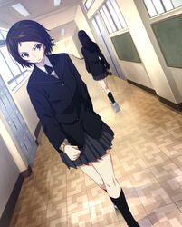  2girls amagami ayatsuji_tsukasa bad_id bad_pixiv_id black_eyes black_hair hallway kibito_high_school_uniform kurosawa_noriko multiple_girls pleated_skirt school_uniform short_hair skirt walking window wiori_(mashiro_miracle) 