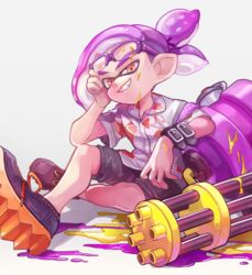  1boy absurdres collared_shirt commentary_request full_body glasses grin heavy_splatling_(splatoon) highres inkling inkling_boy inkling_player_character looking_at_viewer male_focus mkakimikan oerba_yun_fang ponytail purple_hair red_eyes shirt shorts simple_background smile solo splatoon_(series) splatoon_2 tentacle_hair white_background 