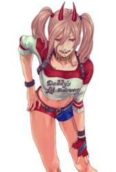  bad_id bad_pixiv_id belt bracelet breasts chainsaw_man collarbone commentary cosplay crop_top cross-shaped_pupils dc_comics demon_horns female fingerless_gloves fuse_(2sau3) gloves hair_between_eyes hand_on_own_hip hand_on_own_knee harley_quinn harley_quinn_(cosplay) highres horns jacket jewelry large_breasts leaning_forward long_hair midriff multicolored_clothes multicolored_jacket multicolored_shorts navel open_mouth pink_hair power_(chainsaw_man) red_eyes red_horns sharp_teeth short_shorts shorts simple_background single_glove smile solo spiked_bracelet spikes studded_belt suicide_squad symbol-shaped_pupils teeth twintails white_background 