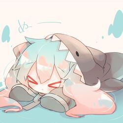  &gt;_&lt; :t aqua_hair bad_id bad_twitter_id black_sleeves blush closed_eyes commentary female fuyuzuki_gato hatsune_miku highres long_hair lying necktie on_stomach shark shark_sleeping_bag sharp_teeth sleeping_bag sleeves_past_fingers sleeves_past_wrists teeth translated twintails very_long_hair vocaloid 