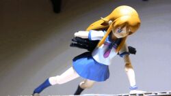  animated animated bad_source exercising female figma figure gun kousaka_kirino ore_no_imouto_ga_konna_ni_kawaii_wake_ga_nai push-ups solo stop_motion unconventional_media weapon 