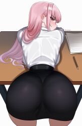  absurdres alternate_costume ass ass_focus back backboob bent_over blush breasts closed_mouth commentary desk female from_behind hair_behind_ear hair_over_shoulder head_rest helldeer high-waist_skirt highres hololive hololive_english huge_ass large_breasts long_hair looking_at_viewer looking_back miniskirt mori_calliope office_lady paper pencil pencil_skirt pink_eyes pink_hair shirt shirt_tucked_in simple_background skirt solo table taut_clothes taut_skirt thighs twitter_username virtual_youtuber white_background white_shirt 