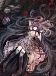  cleavage gothic_lolita lolita_fashion mamuru thighhighs 