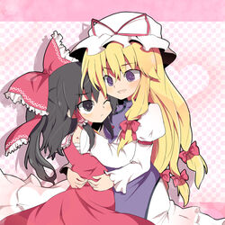  2girls bad_id bad_pixiv_id black_hair blonde_hair bow couple detached_sleeves hakurei_reimu half_updo hat hug kita_senju long_hair multiple_girls one_eye_closed purple_eyes short_hair touhou yakumo_yukari yuri 