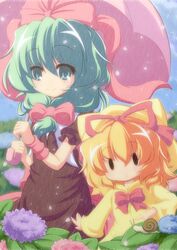  2girls alternate_costume blonde_hair blue_flower bow brown_dress cloud cloudy_sky commentary_request dress flower front_ponytail green_eyes green_hair hair_ribbon hairbow highres hydrangea kagiyama_hina long_sleeves medicine_melancholy multiple_girls nullpooo petals pink_flower purple_flower rain ribbon short_sleeves sky smile snail touhou umbrella wide_sleeves wrist_cuffs yellow_dress yellow_raincoat |_| 