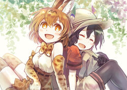  2girls animal_ears backpack bad_id bad_pixiv_id bag black_hair brown_eyes brown_hair closed_eyes elbow_gloves gloves hat helmet kaban_(kemono_friends) kemono_friends multiple_girls open_mouth pantyhose pith_helmet serval_(kemono_friends) serval_print short_hair shorts sitting tail thighhighs tochibi 