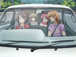  1boy 3girls brown_eyes brown_hair car closed_eyes crossdressing game_cg green_eyes hair_ornament isurugi_chie kashiwara_sarina katakura_shinji kira_kira maejima_shikako maejima_shikanosuke motor_vehicle multiple_girls pink_hair purple_hair shiino_kirari short_hair trap vehicle 