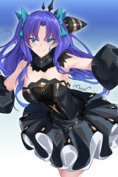  bare_shoulders black_dress blue_eyes blue_hair bow breasts detached_collar detached_sleeves dress ereshkigal_(fate) fate/grand_order fate_(series) female hair_ornament hairbow highres large_breasts long_hair looking_at_viewer mrnn parted_bangs smile solo space_ereshkigal_(fate) space_ereshkigal_(second_ascension)_(fate) thighs two_side_up 