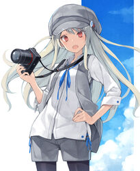  blue_ribbon cabbie_hat camera contrapposto cowboy_shot female grey_shorts grey_vest hand_on_own_hip hat highres holding long_hair looking_at_viewer oerba_yun_fang open_mouth original pantyhose poco_(asahi_age) red_eyes ribbon shirt shorts single-lens_reflex_camera sky solo standing vest white_background white_hair white_shirt wing_collar yukimi_(poco) zipper 