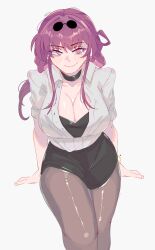  absurdres black_choker breasts choker cleavage eyewear_on_head female grey_background grey_pantyhose highres honkai:_star_rail honkai_(series) kafka_(honkai:_star_rail) large_breasts long_hair pantyhose purple_eyes purple_hair shirt simple_background solo sunglasses thighs unfamousradish white_shirt 