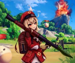  :3 absurdres artist_name backpack bag blonde_hair blue_sky brown_gloves cabbie_hat closed_mouth cloud clover commentary crossed_bangs english_commentary explosion female fence forest from_side genshin_impact gloves grass hair_between_eyes hat hat_feather highres holding holding_weapon jumpy_dumpty klee_(genshin_impact) long_hair long_sleeves looking_at_viewer mountain mountainous_horizon nature outdoors pointy_ears randoseru red_eyes red_headwear rocket_launcher rpg-7 rpg_(weapon) sidelocks sky smile tree trigger_discipline upper_body watermark weapon yuevuo 