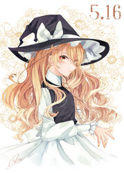  apron black_dress black_hat blonde_hair bow braid closed_mouth dress female floral_background flower frills hair_between_eyes hairbow hat hat_bow highres kirisame_marisa long_hair long_sleeves looking_at_viewer single_braid smile solo souta_(karasu_no_ouchi) touhou white_apron white_background white_bow white_flower white_sleeves witch_hat yellow_eyes yellow_flower yellow_nails 