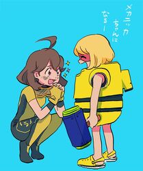  2girls ahoge arms_(game) bad_id bad_twitter_id blonde_hair blue_background bob_cut bodysuit brown_hair cosplay crocs domino_mask fingerless_gloves full_body gloves goggles goggles_around_neck katou_(osoraku) lolicon mask mechanica_(arms) mechanica_(arms)_(cosplay) multiple_girls purple_eyes simple_background smile sparkle squatting toy_hammer yellow_gloves 