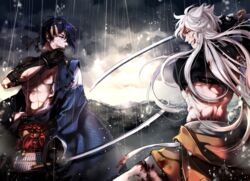  2boys abs black_gloves blood blood_on_clothes blood_on_face blue_eyes blue_hair commentary_request gloves grin japanese_clothes katana kogitsunemaru male_focus mikazuki_munechika multiple_boys off_shoulder rain red_eyes sayagata smile sword tachi_(weapon) torn_clothes touken_ranbu weapon white_hair wingtemple 