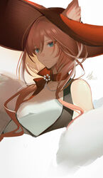  animal_ear_fluff animal_ears arknights bare_shoulders blue_eyes breasts cat_ears commentary crop_top cropped_torso ears_through_headwear female hair_between_eyes heidi_(arknights) highres long_hair medium_breasts parted_lips pink_hair red_headwear shawl signature solo symbol-only_commentary upper_body weibo_watermark wenquangua 