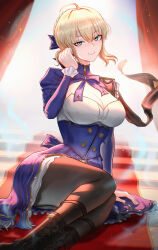  ahoge artoria_pendragon_(fate) black_boots black_pantyhose blonde_hair blue_dress boots breasts cleavage commentary dress fate/stay_night fate/unlimited_blade_works fate_(series) female green_eyes highres honkai:_star_rail honkai_(series) large_breasts lying mcdobo on_side pantyhose saber_(fate) saber_(honkai:_star_rail)_(fate) short_hair shrug_(clothing) sitting sitting_on_stairs smile solo stairs 