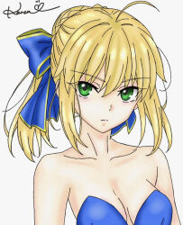  ahoge artoria_pendragon_(fate) bare_arms bare_shoulders blonde_hair blue_bow blue_leotard bow braid braided_bun breasts bun_with_braided_base closed_mouth collarbone fate_(series) female green_eyes grey_background hair_between_eyes hair_bun hair_ribbon karenpi0717 leotard looking_at_viewer medium_breasts off_shoulder ponytail ribbon saber_(fate) short_hair simple_background sleeveless solo strapless strapless_leotard upper_body 