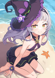  bare_shoulders barefoot beach bikini black_bikini black_hairband black_headwear breasts brown_eyes closed_mouth commentary_request criss-cross_halter female grey_hair hairband halterneck hat highres hololive long_hair looking_at_viewer murasaki_shion murasaki_shion_(hololive_summer_2019) outdoors sand small_breasts smile solo stomach swimsuit tam-u virtual_youtuber water witch_hat yellow_eyes 