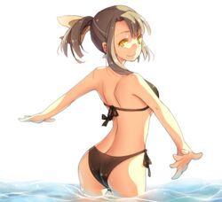  ass back bikini black_bikini brown_hair commentary_request female from_behind hair_ribbon original outstretched_arms ponytail ribbon rokusai short_hair side-tie_bikini_bottom solo spread_arms swimsuit transparent_background wading water yellow_eyes 