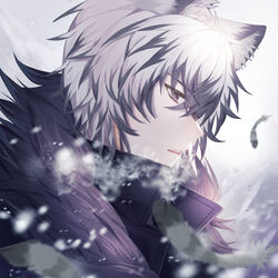  1boy absurdres animal_ears arknights breath chinese_commentary close-up coat commentary_request feathers fur_coat highres idass_(idass16) leopard_boy leopard_ears male_focus open_mouth partial_commentary portrait profile short_hair silverash_(arknights) solo teeth white_eyes white_hair wolf_boy wolf_ears 