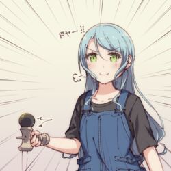  &gt;:) aqua_hair ayasaka bad_id bad_twitter_id bang_dream! beige_background black_sash commentary_request doyagao emphasis_lines female green_eyes hikawa_sayo kendama kudou_haruka_(voice_actor) long_hair looking_at_viewer overalls photo-referenced puff_of_air sash short_sleeves smug solo translated upper_body v-shaped_eyebrows voice_actor_connection 