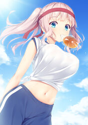  alternate_costume alternate_hair_ornament alternate_hairstyle arm_behind_back bare_arms blue_eyes blue_sky blunt_bangs blush bread bread_eating_race breasts cloud cloudy_sky commentary_request covered_nipples cowboy_shot female floating_hair food from_below fujiwara_chika gym_uniform hairband highres kaguya-sama_wa_kokurasetai_~tensai-tachi_no_renai_zunousen~ large_breasts long_hair looking_at_viewer midriff mouth_hold navel outdoors pink_hair ponytail red_hairband shirt sky solo sportswear sweat tied_shirt tomifumi white_shirt 