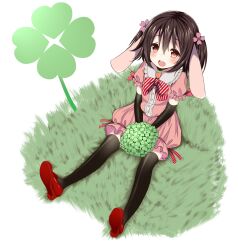  alternate_costume animal_ears bad_id bad_pixiv_id black_gloves black_hair black_thighhighs bow bowtie brown_hair carrot clover elbow_gloves female four-leaf_clover from_above gloves highres inaba_tewi open_mouth petite pokachu rabbit_ears red_eyes short_hair sitting solo thighhighs touhou 