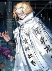  3boys blonde_hair blood blood_on_face blood_on_hand bo_1125359 bousouzoku clothes_writing coat coat_on_shoulders commentary_request delinquent empty_eyes highres long_sleeves looking_at_viewer male_focus medium_hair multiple_boys print_coat sano_manjirou tokkoufuku tokyo_revengers upper_body white_coat white_eyes 