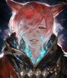  1boy animal_ears bad_id bad_pixiv_id black_background cat_ears crystal crystal_exarch facial_mark final_fantasy final_fantasy_xiv frischenq g&#039;raha_tia gradient_hair hair_over_one_eye hood hood_down looking_at_viewer male_focus material_growth miqo&#039;te multicolored_hair parted_lips portrait red_eyes red_hair short_hair signature slit_pupils smile solo swept_bangs 