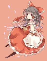  ascot bad_id bad_pixiv_id black_hair blush bow brown_eyes detached_sleeves female hair_tubes hairbow hakurei_reimu pasutel petals red_bow red_skirt shirt skirt skirt_set smile solo touhou 