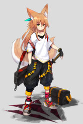  animal_ear_fluff animal_ears bag baggy_clothes baggy_pants black_gloves blonde_hair duffel_bag female fingerless_gloves fox_ears fox_girl fox_tail full_body gloves green_eyes hair_between_eyes hair_ribbon hand_in_pocket katana kokonoe_tsubaki long_hair looking_at_viewer multicolored_tail multiple_tails original pants ribbon sheath sheathed shirt shoes sneakers standing strap sword tail two_tails undershirt v-shaped_eyebrows weapon white_shirt yoshizawa_tsubaki 