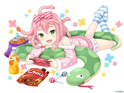  :d blue_legwear blush bottle bow candy chips_(food) commentary_request female food full_body game_console green_eyes hair_between_eyes hairbow juice lollipop lying monmusu_harem namaru_(summer_dandy) oerba_yun_fang official_art on_stomach open_mouth orange_juice pajamas pink_bow pink_hair pink_pajamas polka_dot smile snack snake_hair socks solo striped_bow striped_clothes striped_socks stuffed_animal stuffed_snake stuffed_toy white_background yuel_(monmusu_harem) 