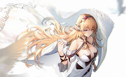  absurdres arknights black_hairband blonde_hair blue_eyes blush breasts cleavage dragon_girl dragon_horns dress female flower hair_flower hair_ornament hairband highres horns jia_redian_ruzi_ruzi large_breasts long_hair looking_at_viewer off-shoulder_dress off_shoulder red_flower saileach_(arknights) saileach_(summer_flowers)_(arknights) smile solo split_mouth upper_body very_long_hair white_dress 